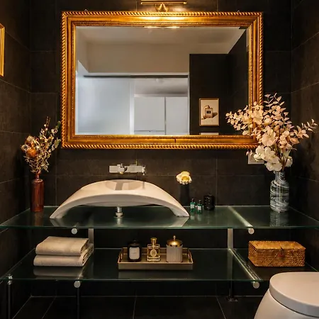 アパート The Boutique - Duomo Luxury - Private Parking - Galleria - Center